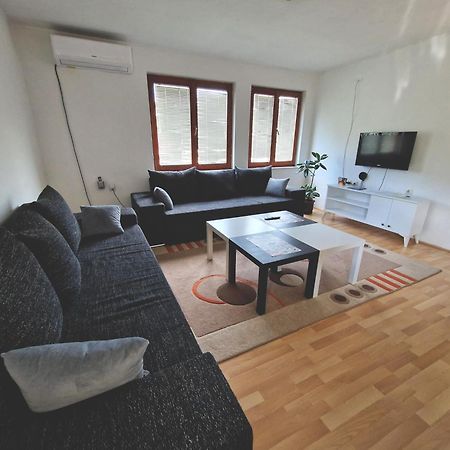 Apartman Komfor 巴尼西卢卡 外观 照片