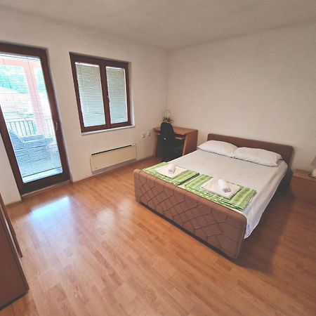 Apartman Komfor 巴尼西卢卡 外观 照片